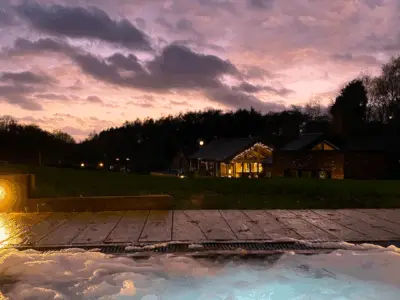 Spa pool - website Spa pool - website
