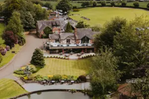 Venue Moddershall Oaks