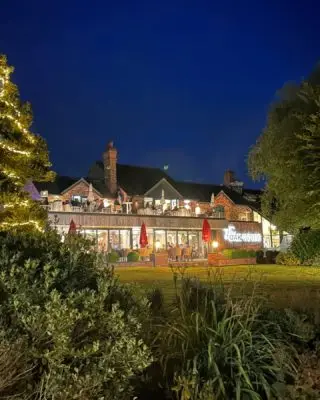 There’s something special about autumn evenings at The Oak House…⁠
Warm, welcoming, romantic & indulgent ✨🍷⁠
⁠
Your next date night? Sorted ✅⁠
View the menu & book online, tap the link in bio⁠
⁠
#theoakhouse #restaurant #staffordshire #stokeontrent #datenight